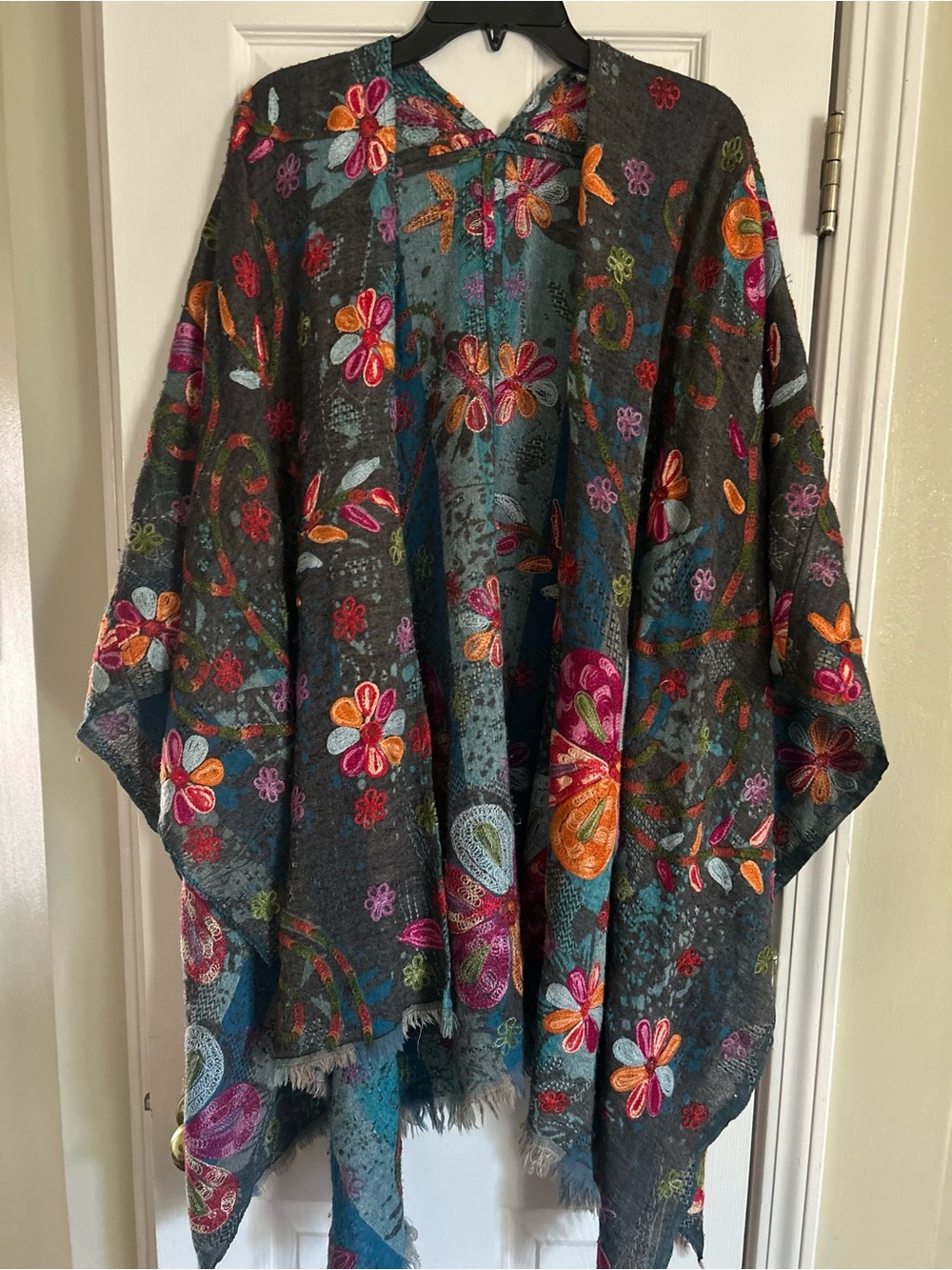 ANU Boho Embroidered Kimono Jacket Textured Floral Shawl Cardigan Lg One SZ Wool